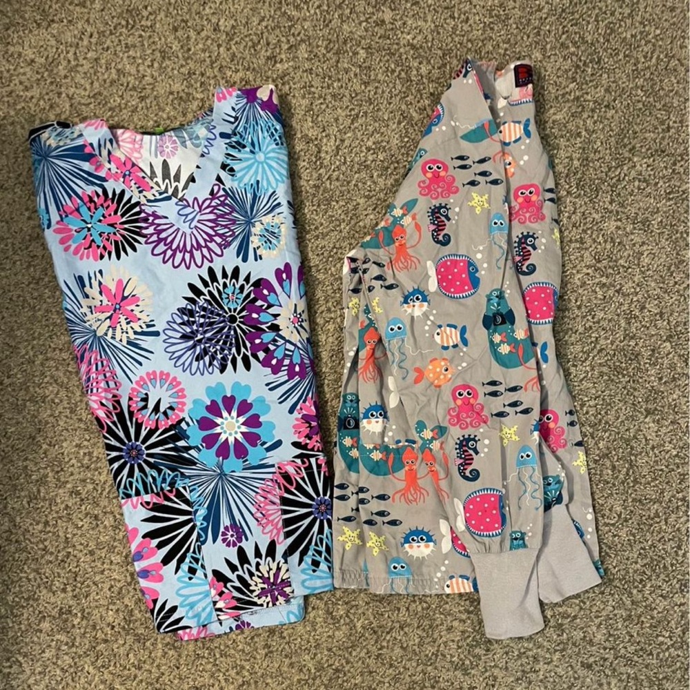 Medium scrub jacket and top